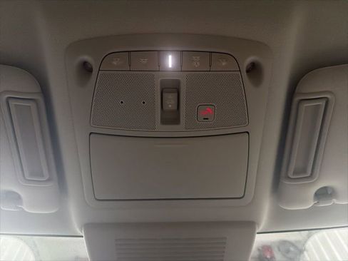 Used 2019 INFINITI QX80 Luxe w/ All-Season Package image 39