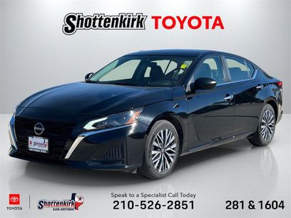 Used 2025 Nissan Altima 2.5 SV