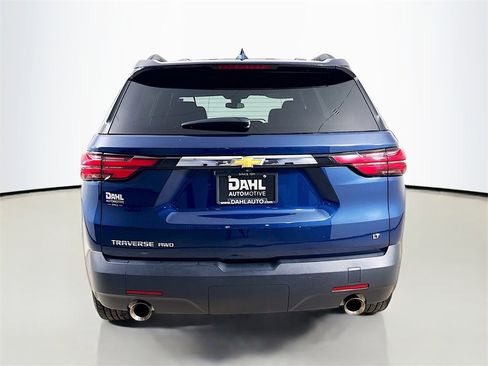 Used 2023 Chevrolet Traverse LT image 13