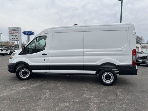 New 2026 Ford Transit 250 148 Medium Roof RWD image 9