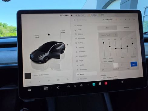 Used 2022 Tesla Model 3 Long Range AWD/4WD image 53