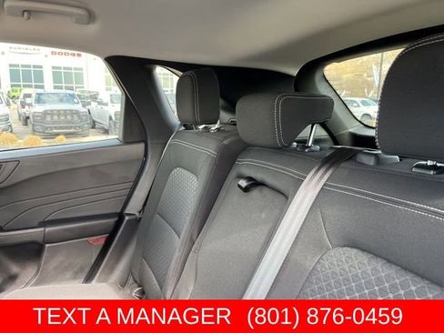 Used 2025 Ford Escape Active AWD/4WD image 16
