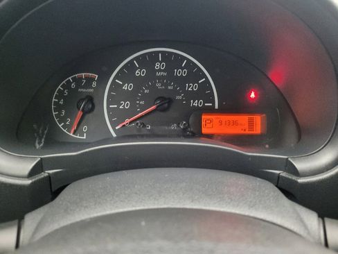 Used 2015 Nissan Versa S Plus FWD image 23