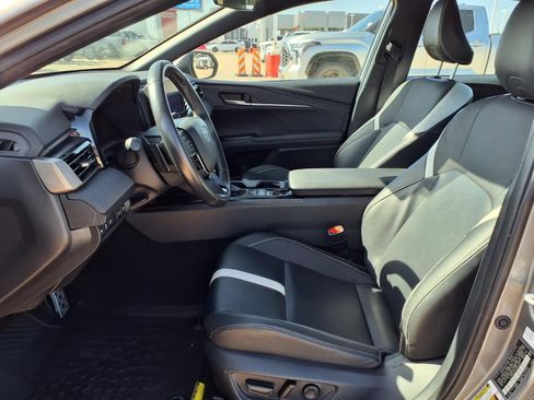 Certified 2025 Toyota Camry SE FWD image 16