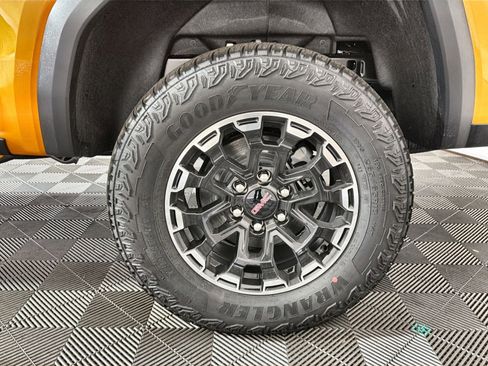 New 2026 GMC Canyon AT4 w/ Technology Plus Package image 12