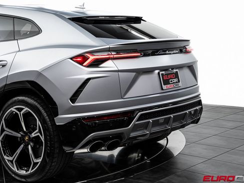 Used 2019 Lamborghini Urus image 15