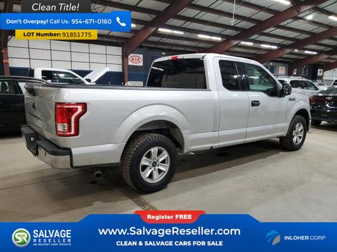 Used 2015 Ford F150 XLT image 4