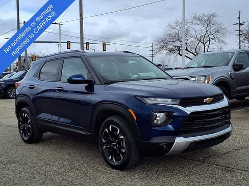 Used 2023 Chevrolet TrailBlazer LT image 3