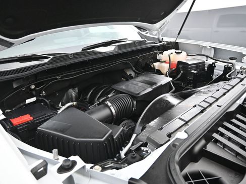 Used 2025 Chevrolet Silverado 2500 W/T image 32