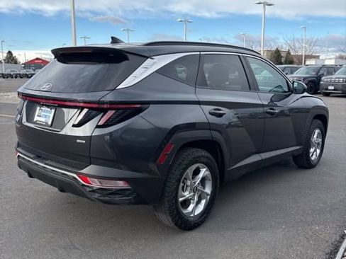 Used 2022 Hyundai Tucson SEL image 2