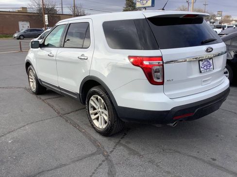 Used 2015 Ford Explorer XLT image 14