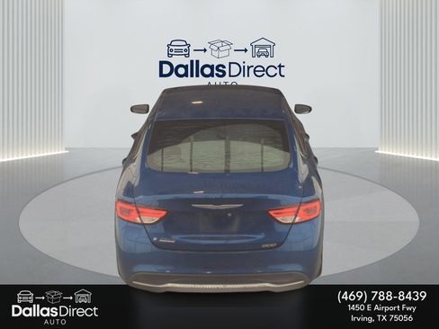 Used 2016 Chrysler 200 Limited image 7