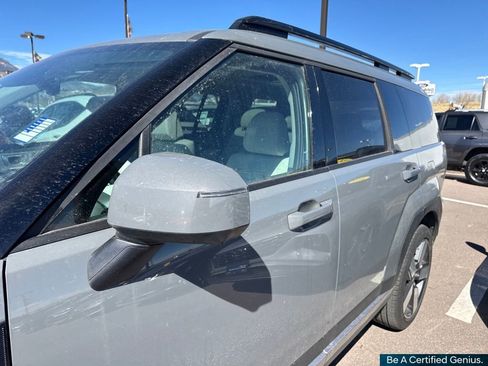 Used 2025 Hyundai Santa Fe Limited image 26