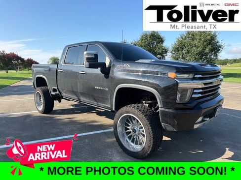 Used 2020 Chevrolet Silverado 2500 High Country w/ Z71 Off-Road Package AWD/4WD image 1