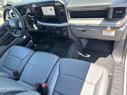 New 2024 Ford F450 XL w/ XL Chrome Package image 25