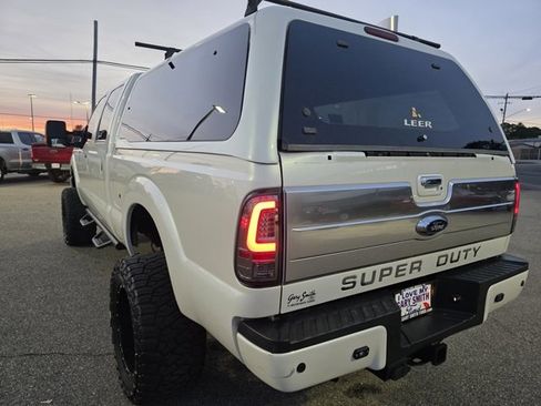 Used 2015 Ford F250 Platinum image 6