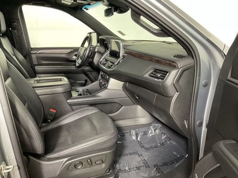 Used 2023 Chevrolet Tahoe LT image 28