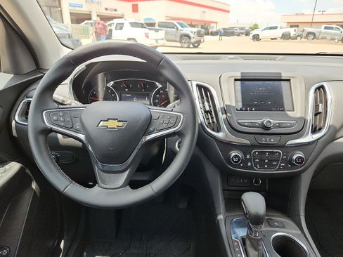 Used 2024 Chevrolet Equinox LT w/ LPO, Floor Liner Package FWD image 11
