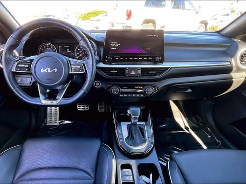 Used 2023 Kia Forte GT-Line w/ GT-Line Premium Package image 15