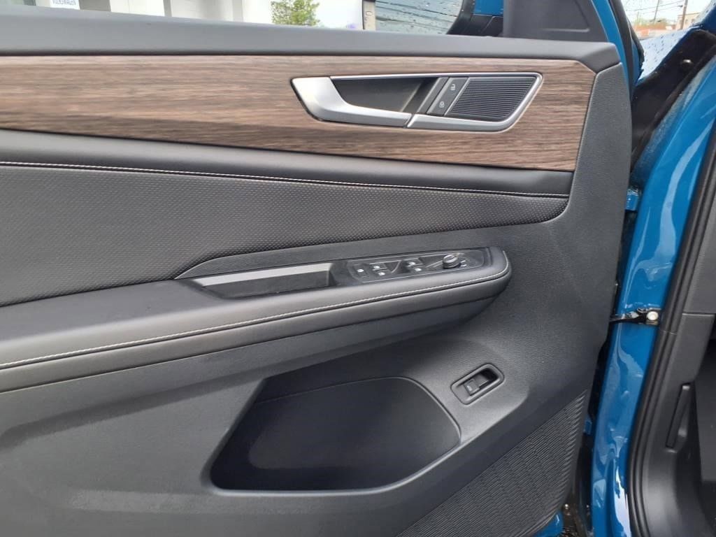 New 2025 Volkswagen Atlas SEL AWD/4WD image 11