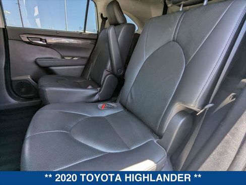 Used 2020 Toyota Highlander Platinum AWD/4WD image 21