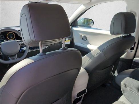 New 2026 Hyundai Ioniq 5 SEL image 16