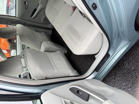 Used 2015 Toyota Prius Three image 4