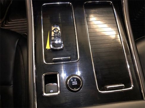 Used 2023 Lincoln Aviator AWD w/ Premium Package image 25