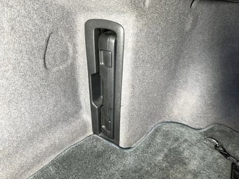 Used 2002 Lexus LS 430 image 83