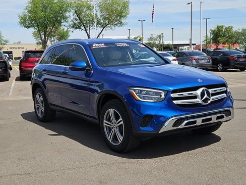 Used 2022 Mercedes-Benz GLC 300 image 3