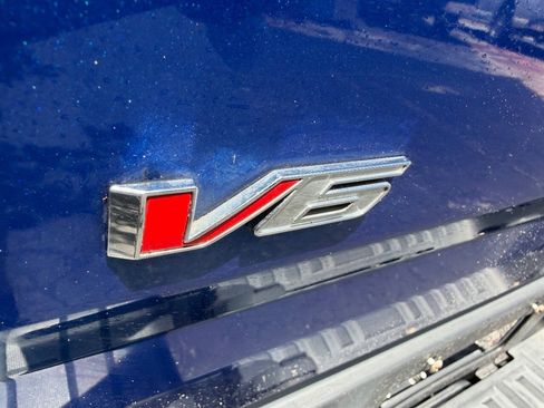 Used 2018 GMC Canyon SLE w/ Trailering Package RWD image 13