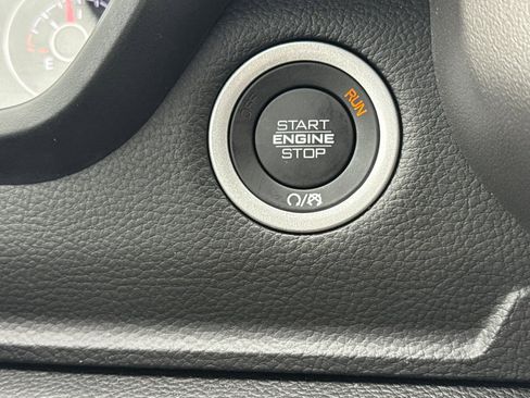 New 2026 RAM 1500 4x4 Crew Cab image 20