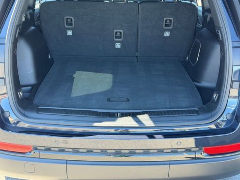 Certified 2024 Jeep Grand Cherokee Limited w/ Black Appearance Package image 25