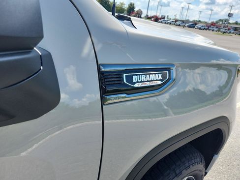 New 2026 GMC Sierra 1500 AT4 w/ AT4 Premium Package AWD/4WD image 6