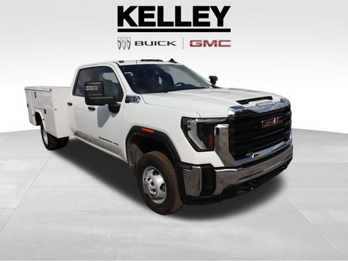 New 2025 GMC Sierra 3500 Pro w/ Convenience Package AWD/4WD image 1