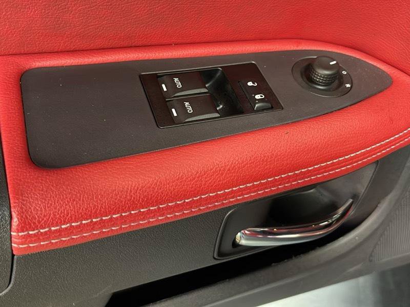Used 2013 Dodge Challenger SRT8 w/ Harman Kardon Audio Group RWD image 26