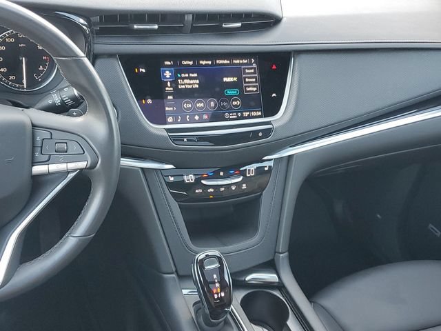 Certified 2025 Cadillac XT6 Luxury AWD/4WD image 29