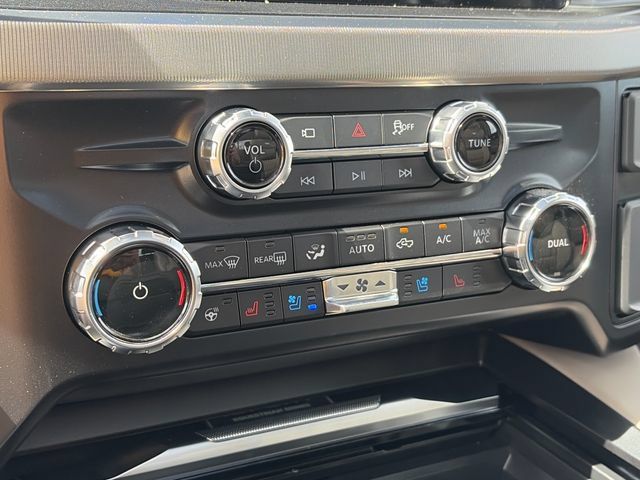 New 2026 Ford F450 Platinum w/ Platinum Plus Package AWD/4WD image 23