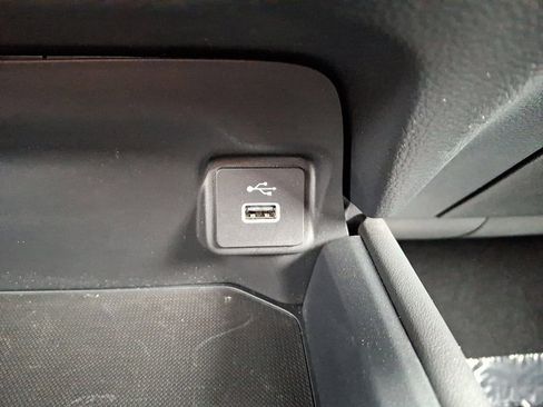 Certified 2025 Honda HR-V Sport image 14