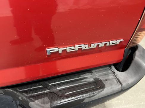 Used 2013 Toyota Tacoma PreRunner image 15