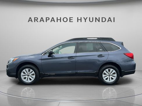 Used 2017 Subaru Outback 2.5i Premium AWD/4WD image 2