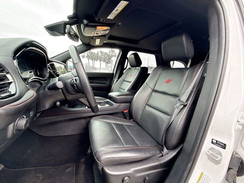 Used 2025 Dodge Durango GT image 23