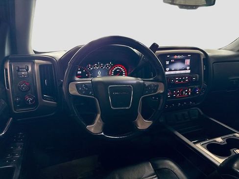 Used 2015 GMC Sierra 1500 Denali image 25
