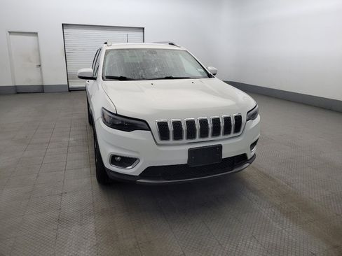 Used 2019 Jeep Cherokee Limited image 14