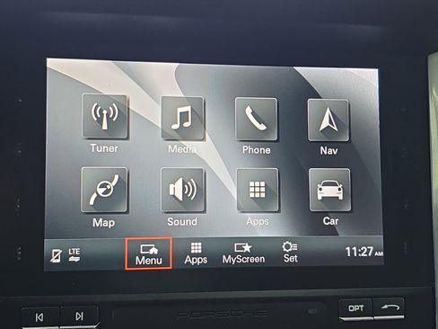 Used 2017 Porsche Macan Turbo image 21