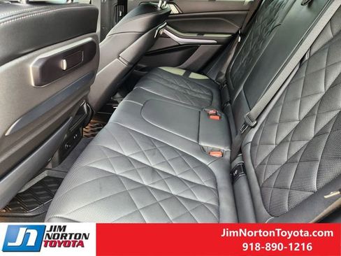 Used 2025 BMW X5 M60i AWD/4WD image 30
