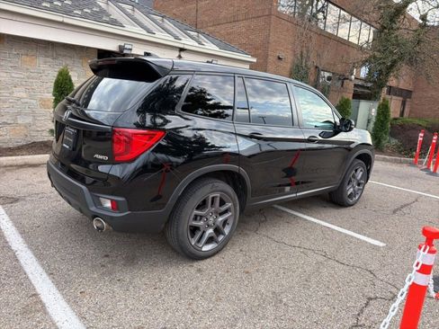 Used 2023 Honda Passport EX-L image 7