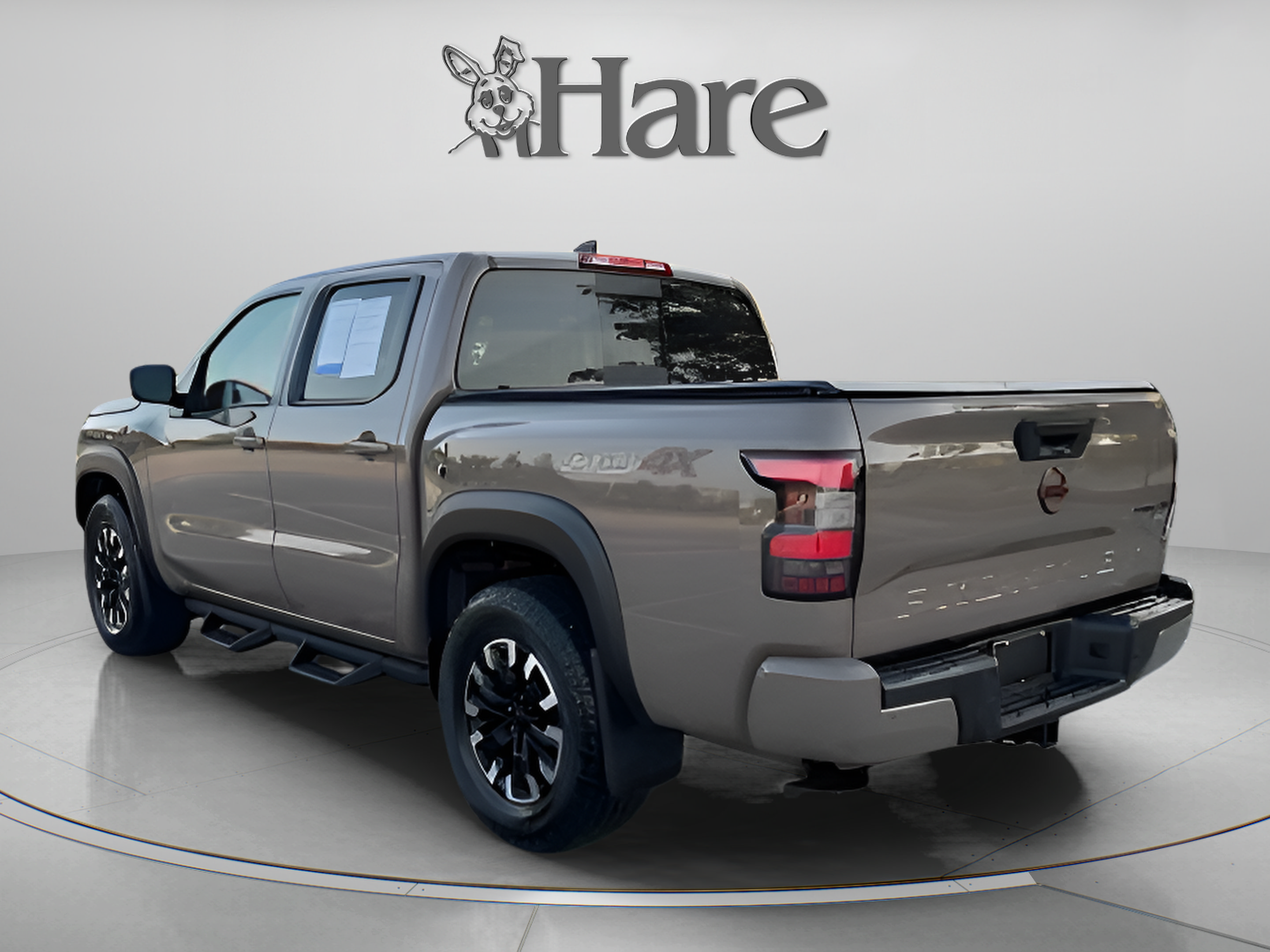Used 2024 Nissan Frontier PRO-4X w/ Technology Package AWD/4WD image 3