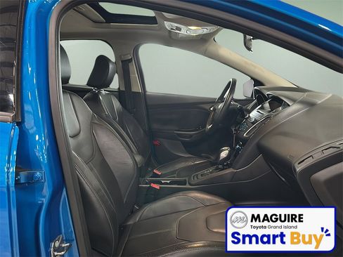 Used 2015 Ford Focus SE w/ Equipment Group 201A image 22