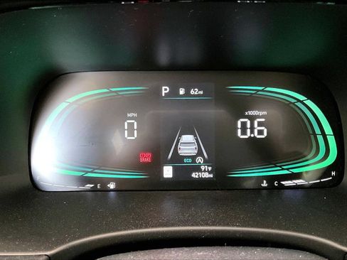 Used 2025 Hyundai Palisade SEL FWD image 18